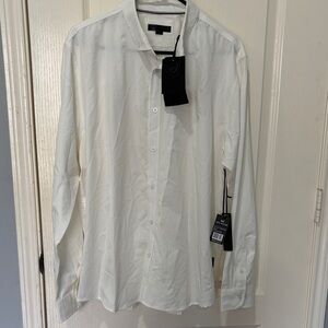Men's White Long-Sleeve Dress Shirt - Modern Collared Button-Up